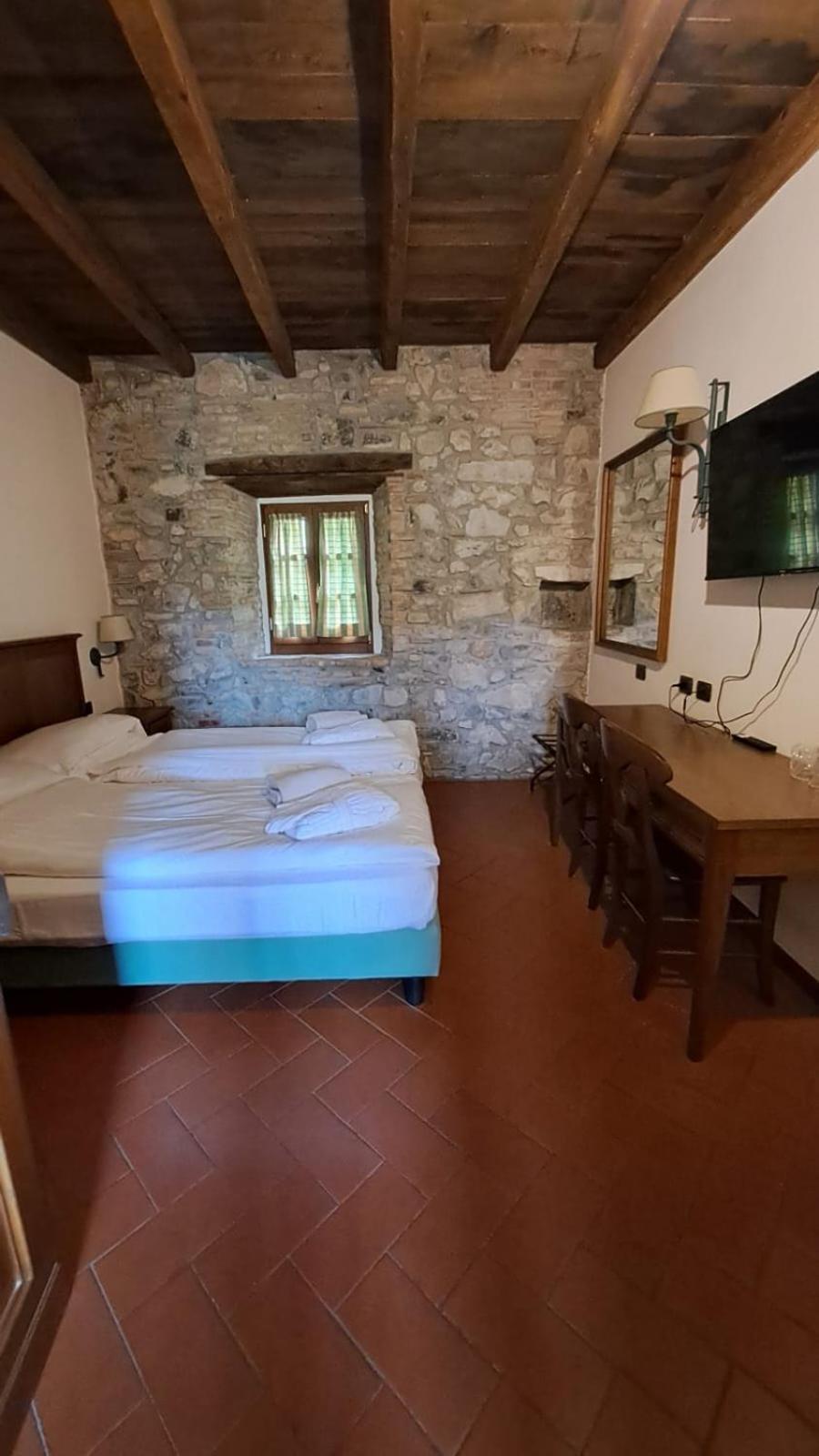 Hostal Cascina Belvedi Clanezzo Exterior foto